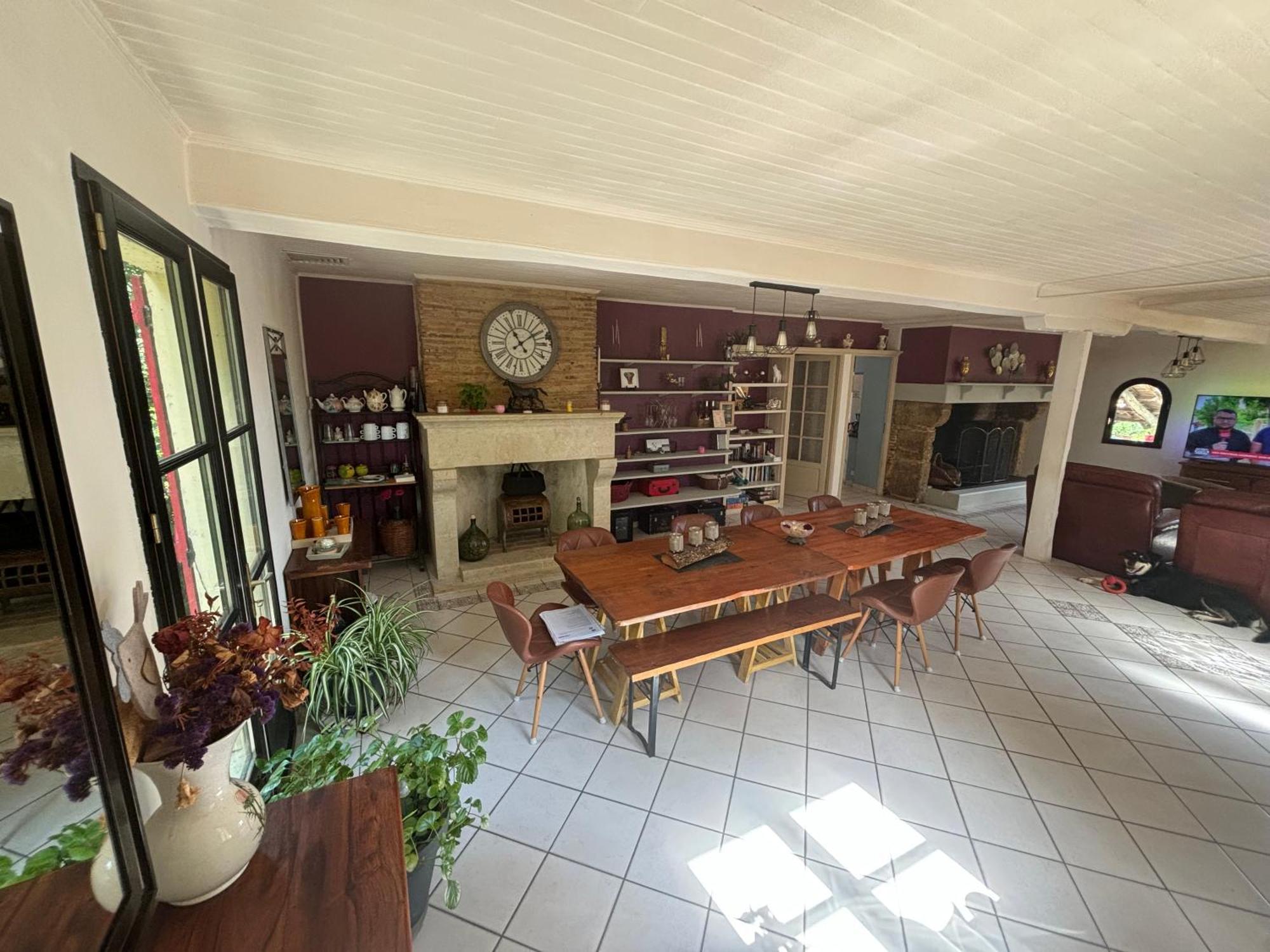 Domaine Pierrot Bed and Breakfast Laujuzan Buitenkant foto