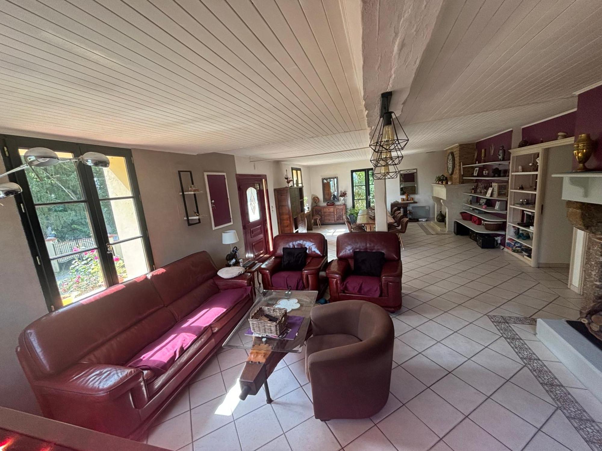 Domaine Pierrot Bed and Breakfast Laujuzan Buitenkant foto